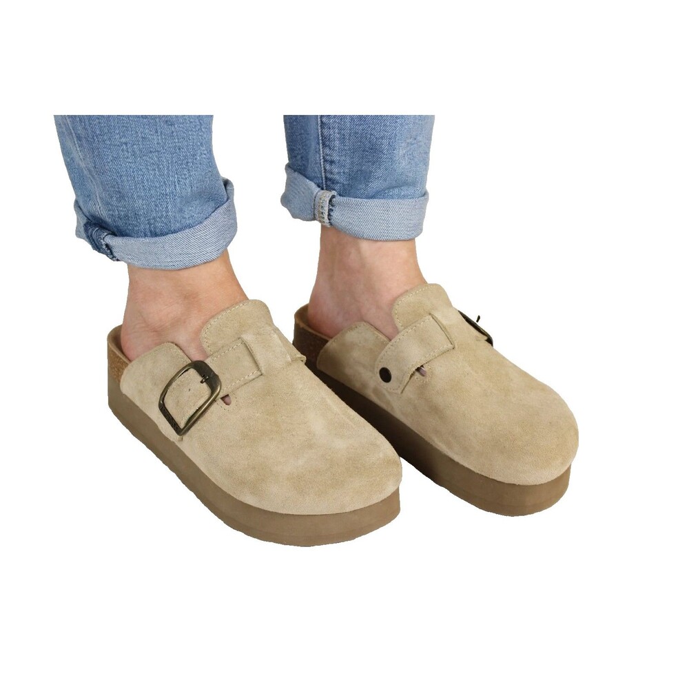 Cushionaire Granola Clog Womens 9 Wide Tan Suede Buckle Cork Mule Platform NWOT
